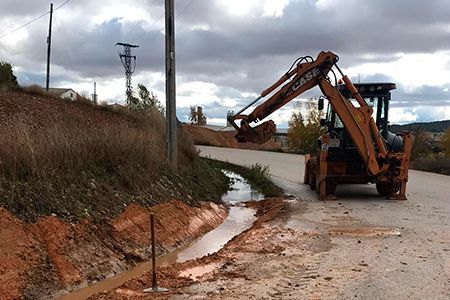 Excavaciones y Transportes EXMO 2019 limpieza de un arroyo